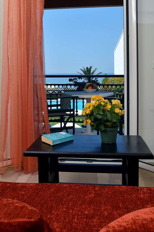 Filorian Hotel Apartments Ахарави Номер фото